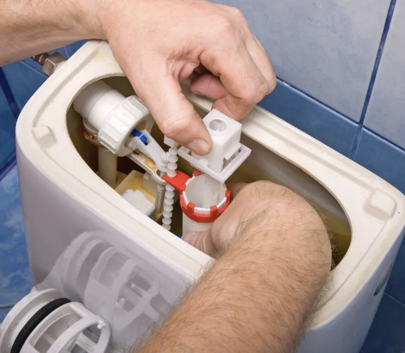 Ремонт бачка унитаза Ремонт сливного бачка унитаза